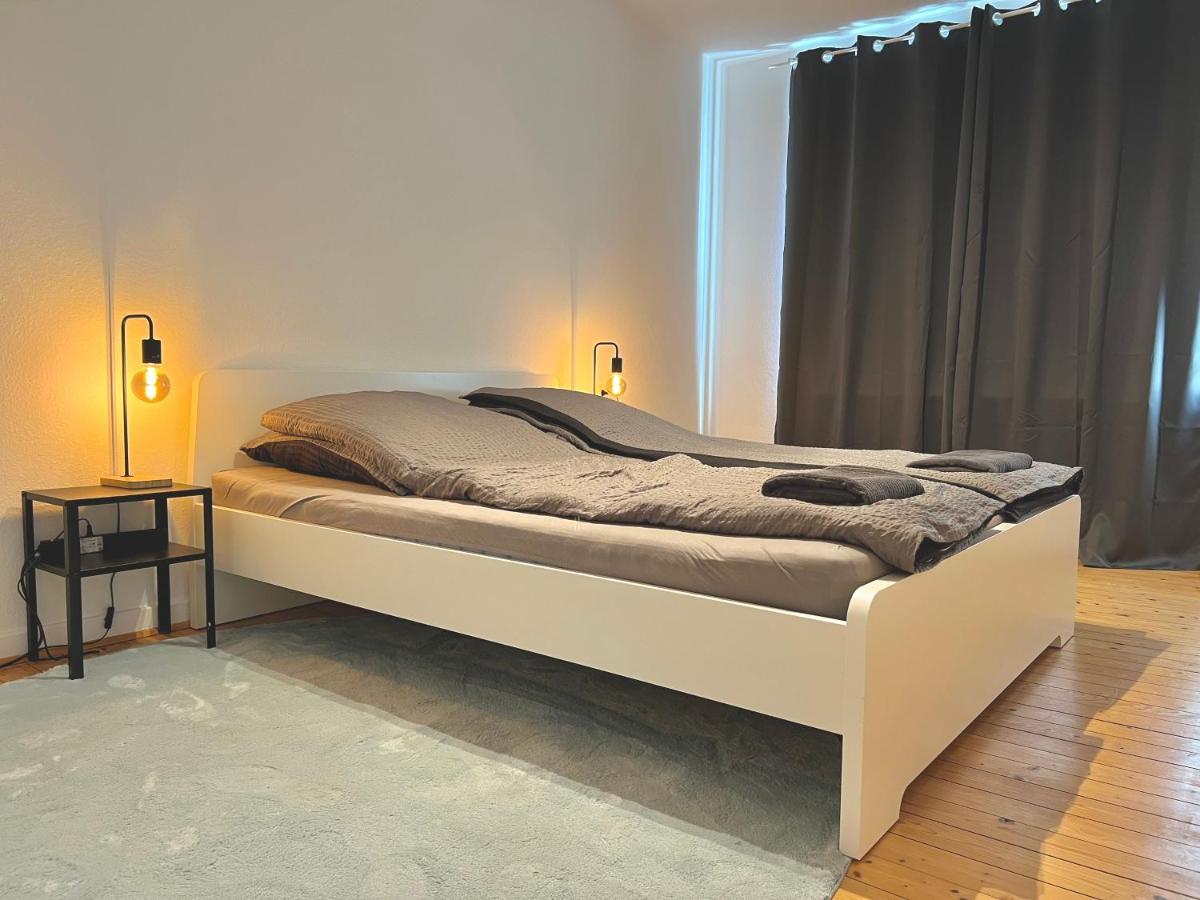 Doppelbett Unterkunft Vahrenwald-List Hannover Exteriör bild
