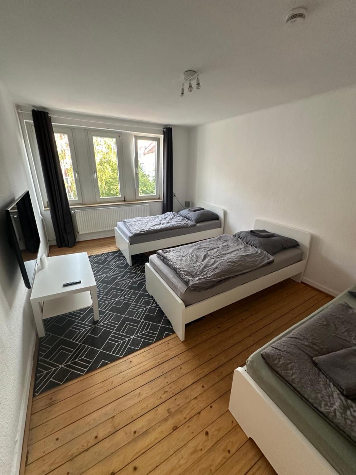 Doppelbett Unterkunft Vahrenwald-List Hannover Exteriör bild