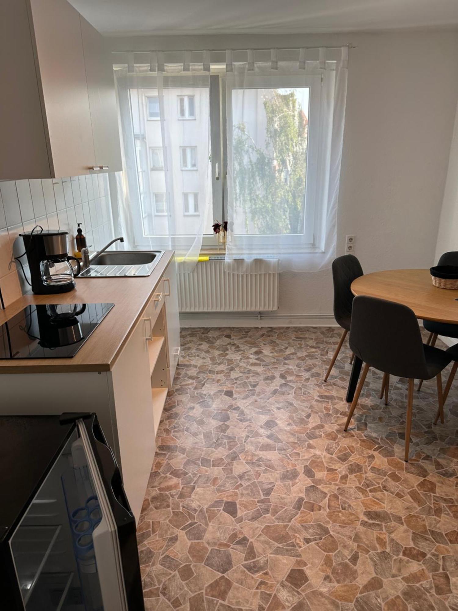 Doppelbett Unterkunft Vahrenwald-List Hannover Exteriör bild